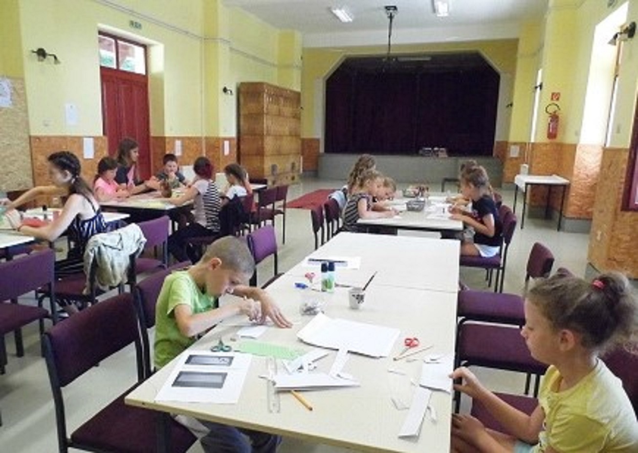 lesencetomaj 0803 1