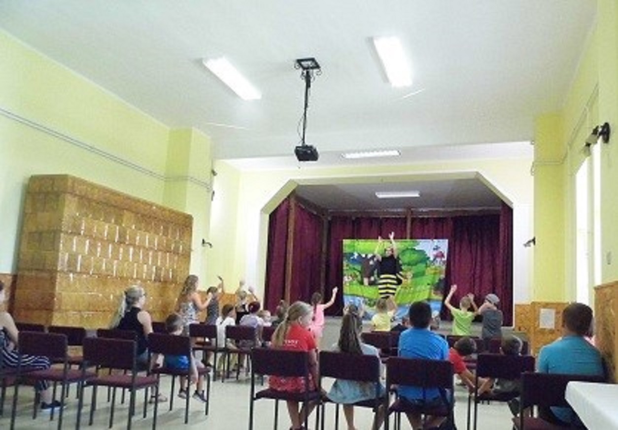 lesencetomaj 0803 2 1