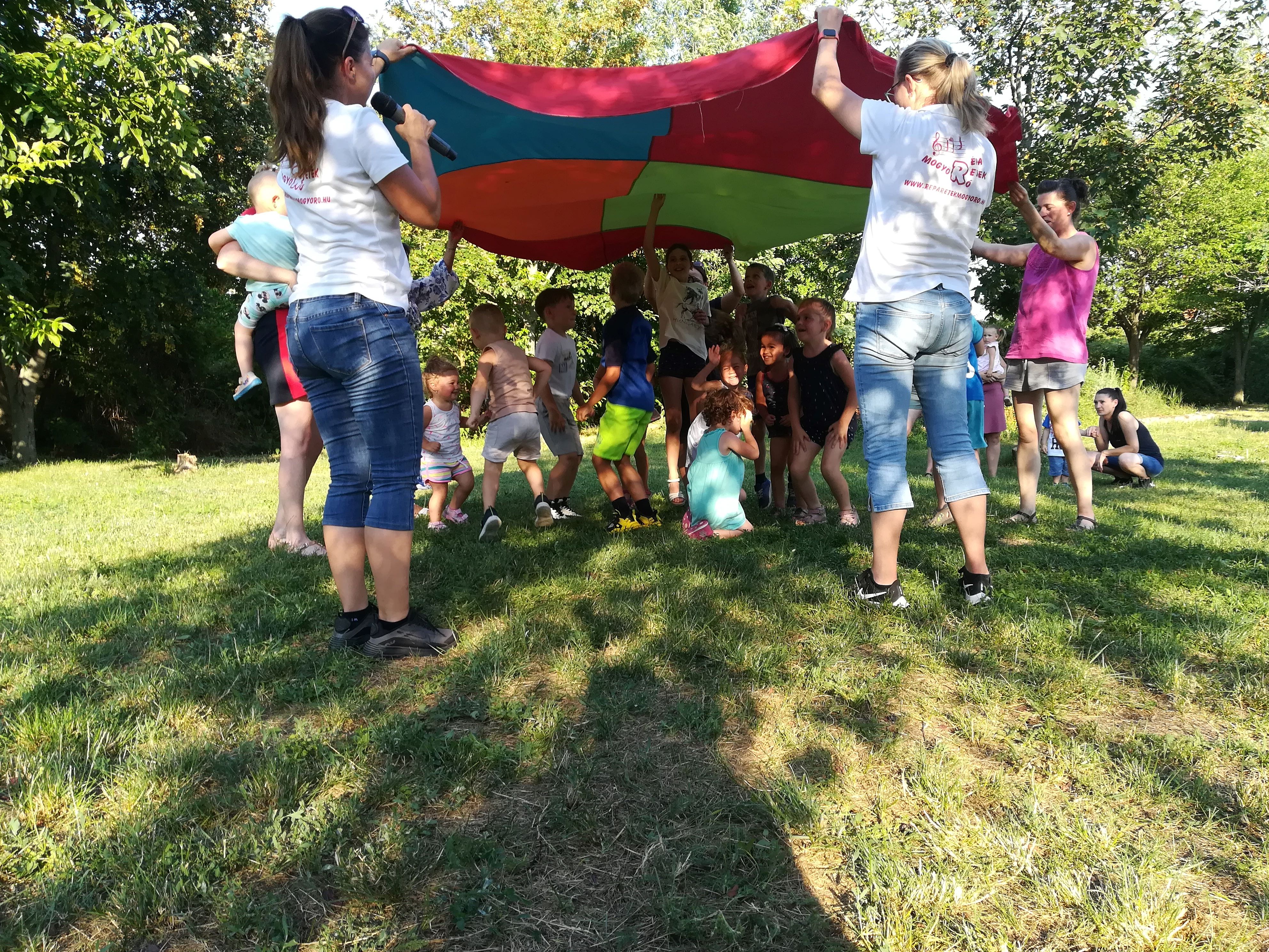 vilonya mesevonat 1