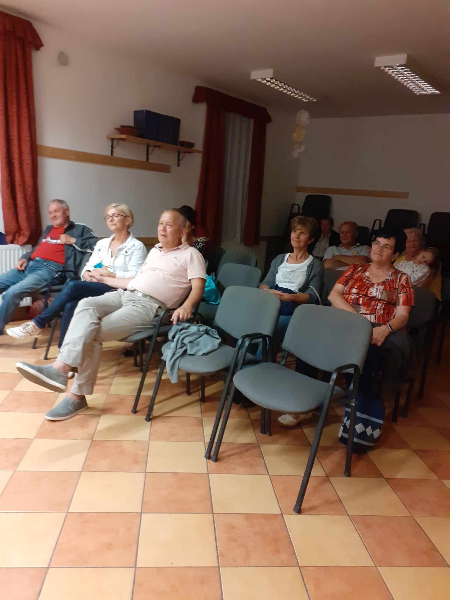 szentkiralyszabadja zenesmusor 2