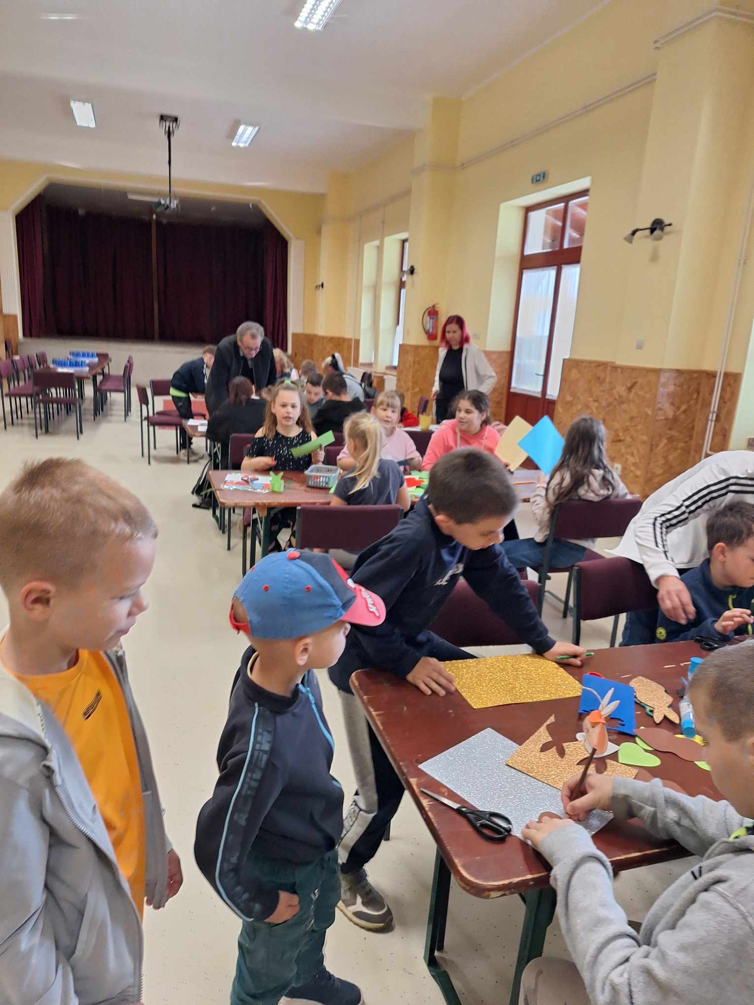 lesencetomaj 0417 2