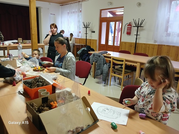 kispirit oszikezmuves 1