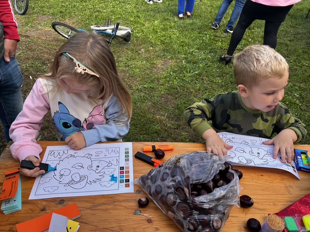 somovecse oszikezmuves 1