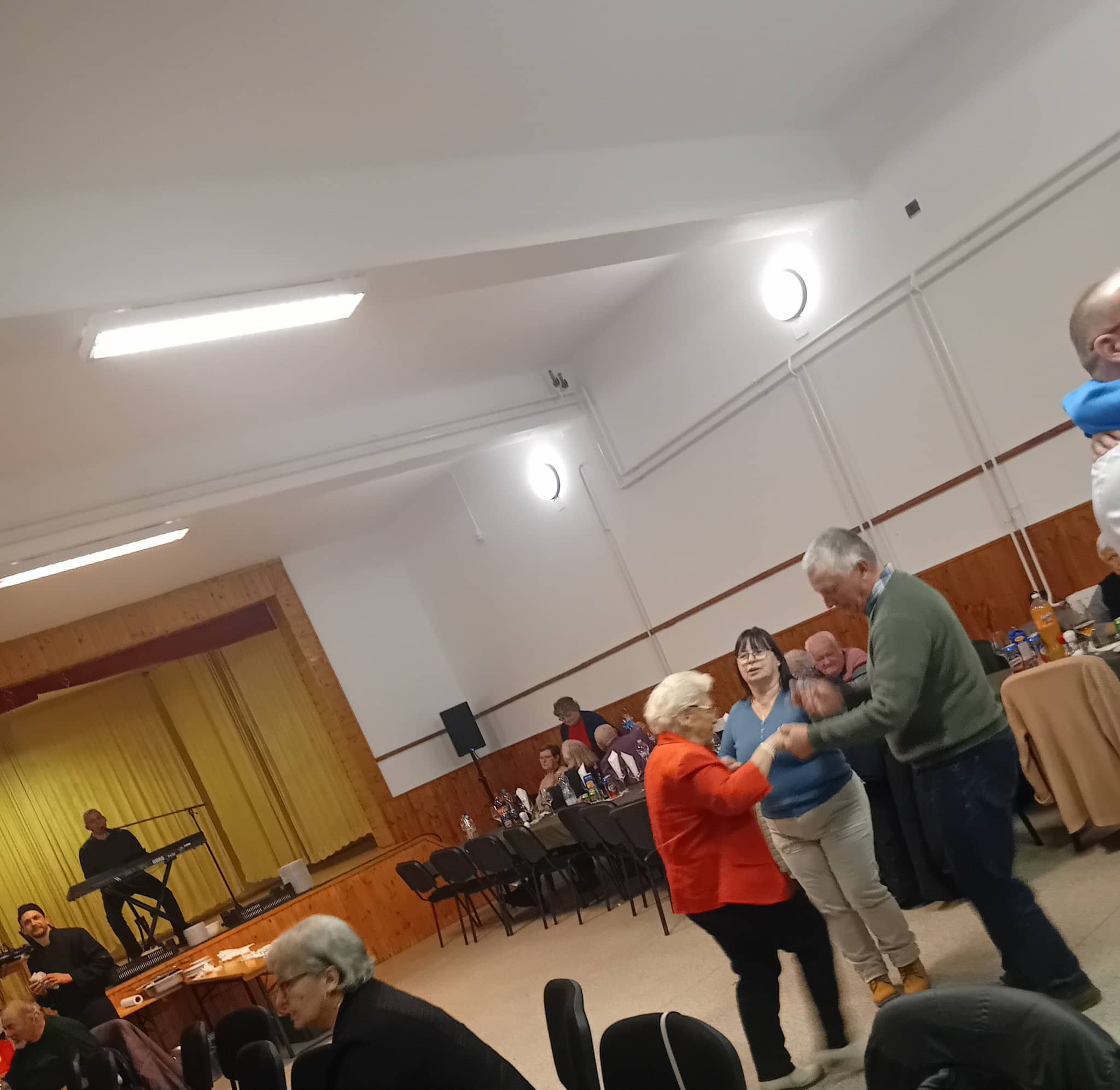 kamond nyugdijasest 1