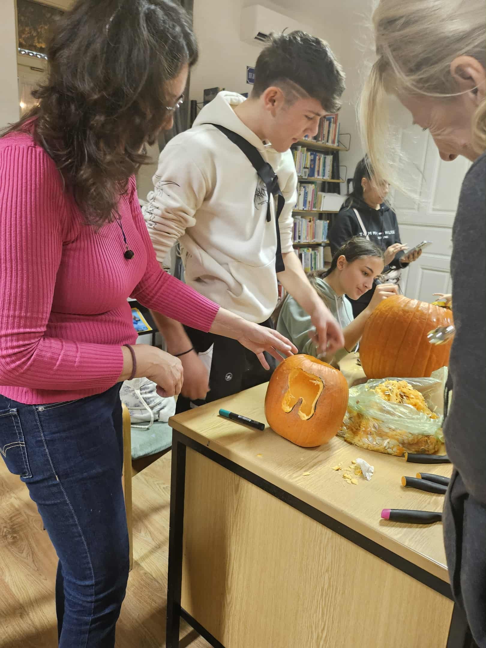 szentbekalla tokfaragas 1