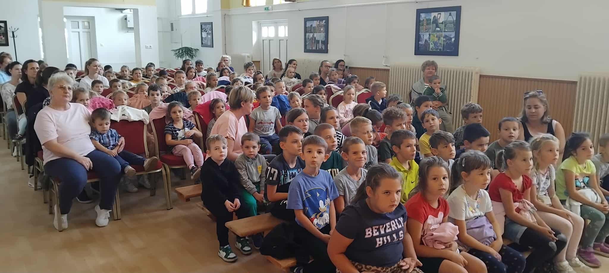 zalahalap akombakom 2