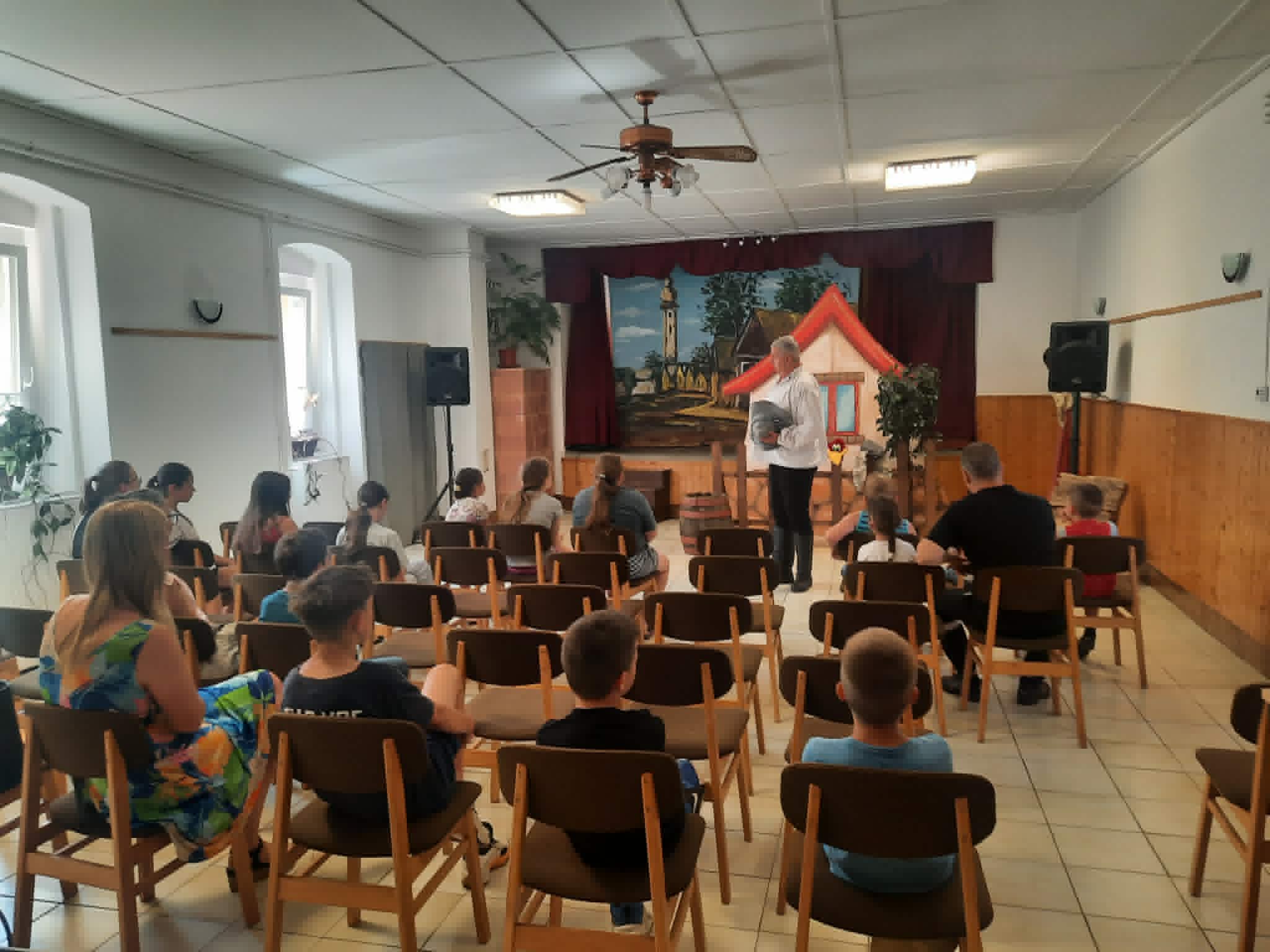 lesencefalu szeretetszinhaz 1