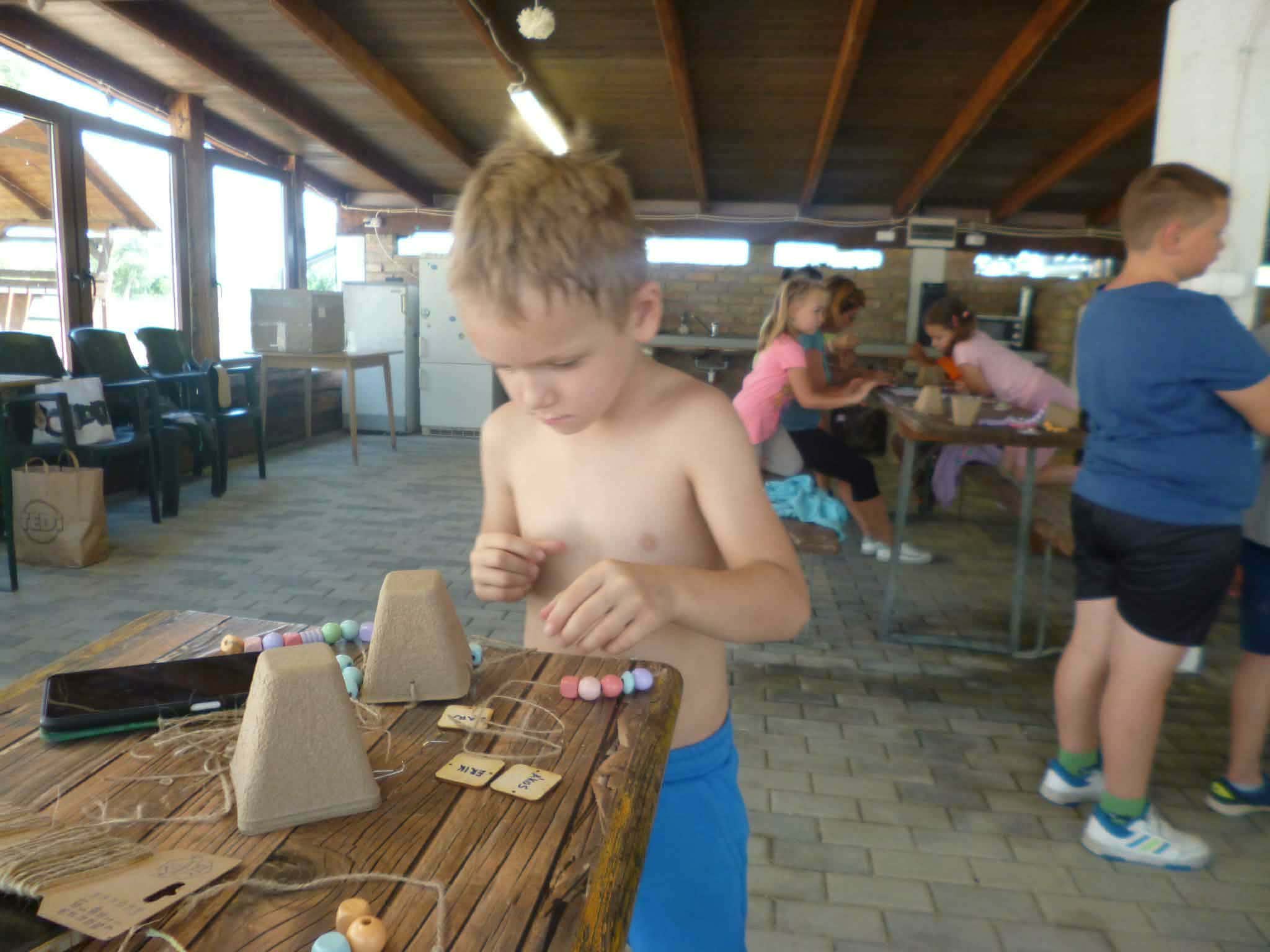 papadereske kezmuvesfoglalkozas 2